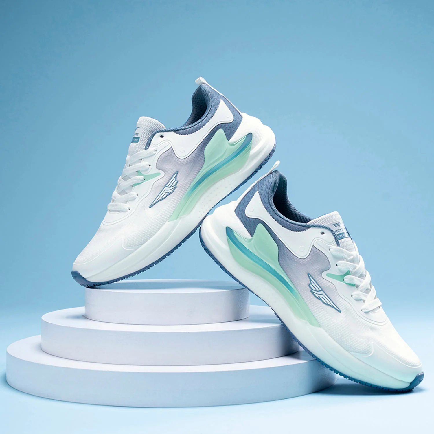 Sports Shoes